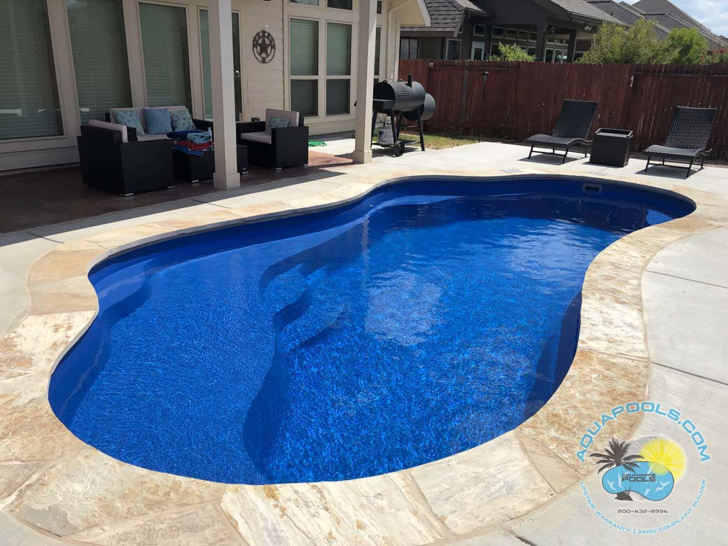 Aquamarine Pool contractor fiberglass pool OKC, Oklahoma 73127. Priced affordable best inground pool builder Yukon, Ok 73099 at cost.