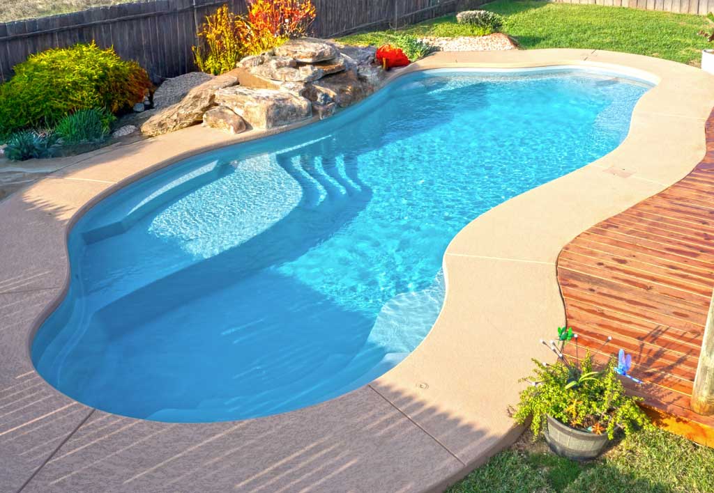 Aria 35 fiberglass pool by AquaPools