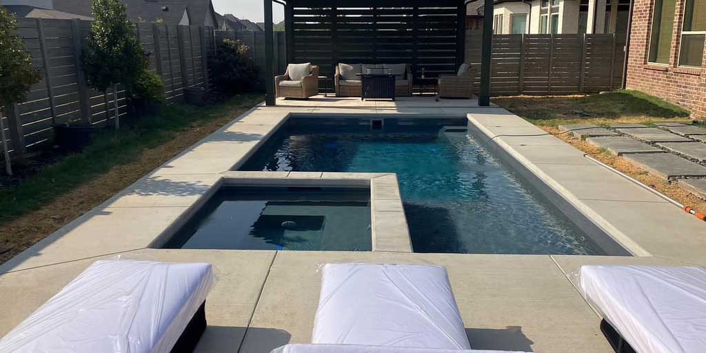 Triumph 26 model from AVIVA Pools