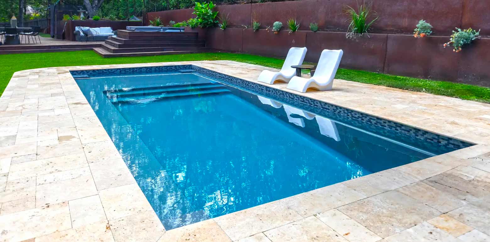 Aviva Pools Ovation fiberglass inground pool