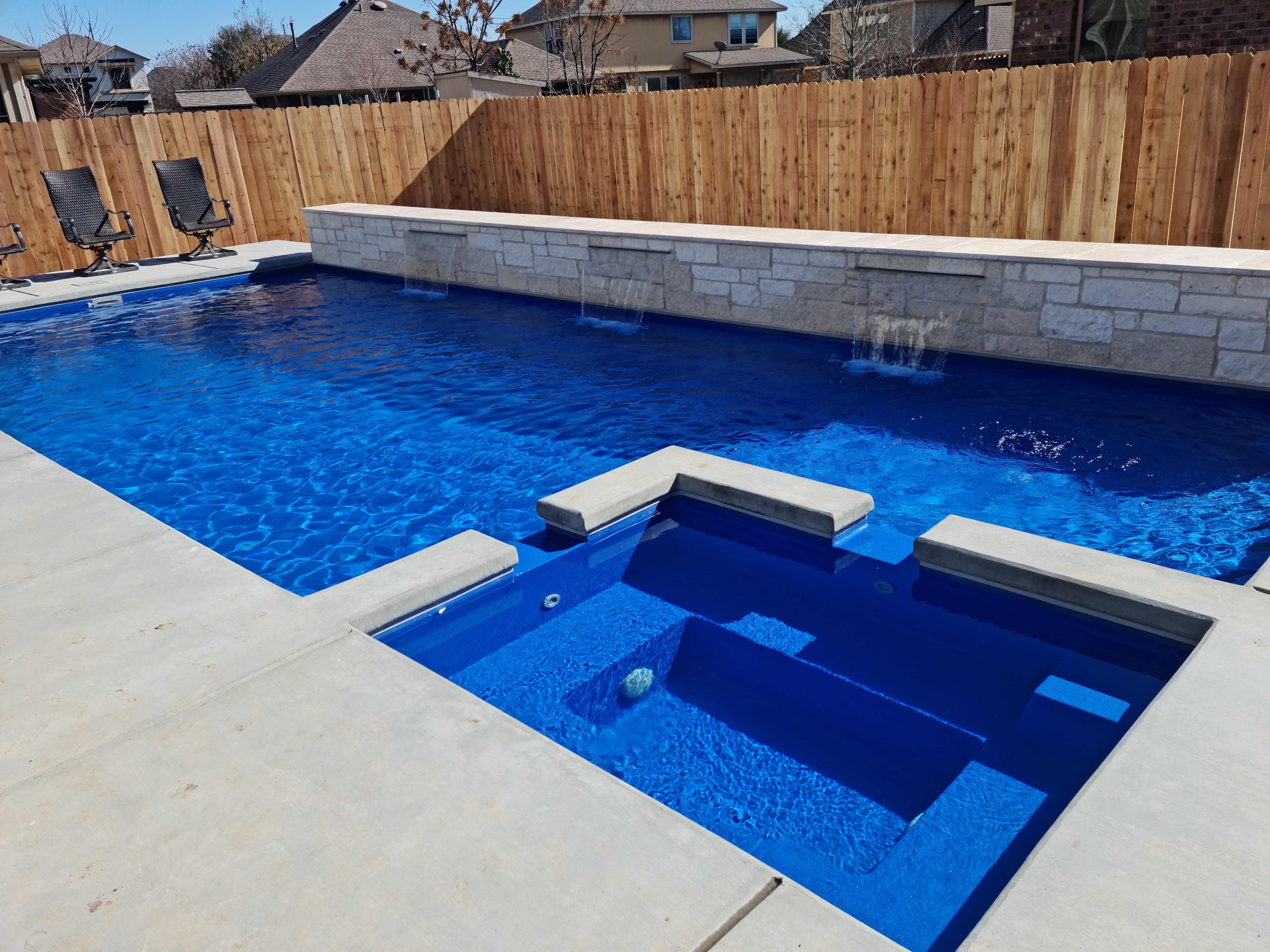 Intrigue 35 model fiberglass pool from Aquamarine Pools