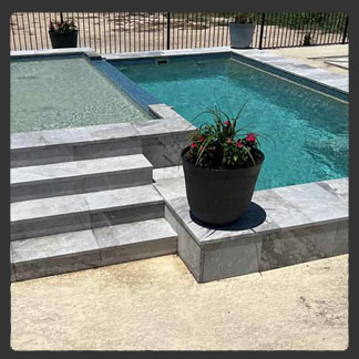 Chic 40 fiberglass pool by AquaPools