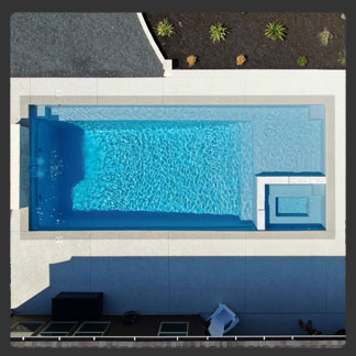 Intrigue 35 fiberglass pool by AquaPools