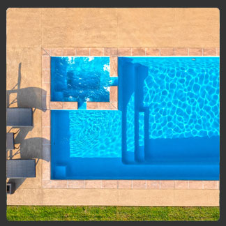 Intrigue 40 fiberglass pool by AquaPools