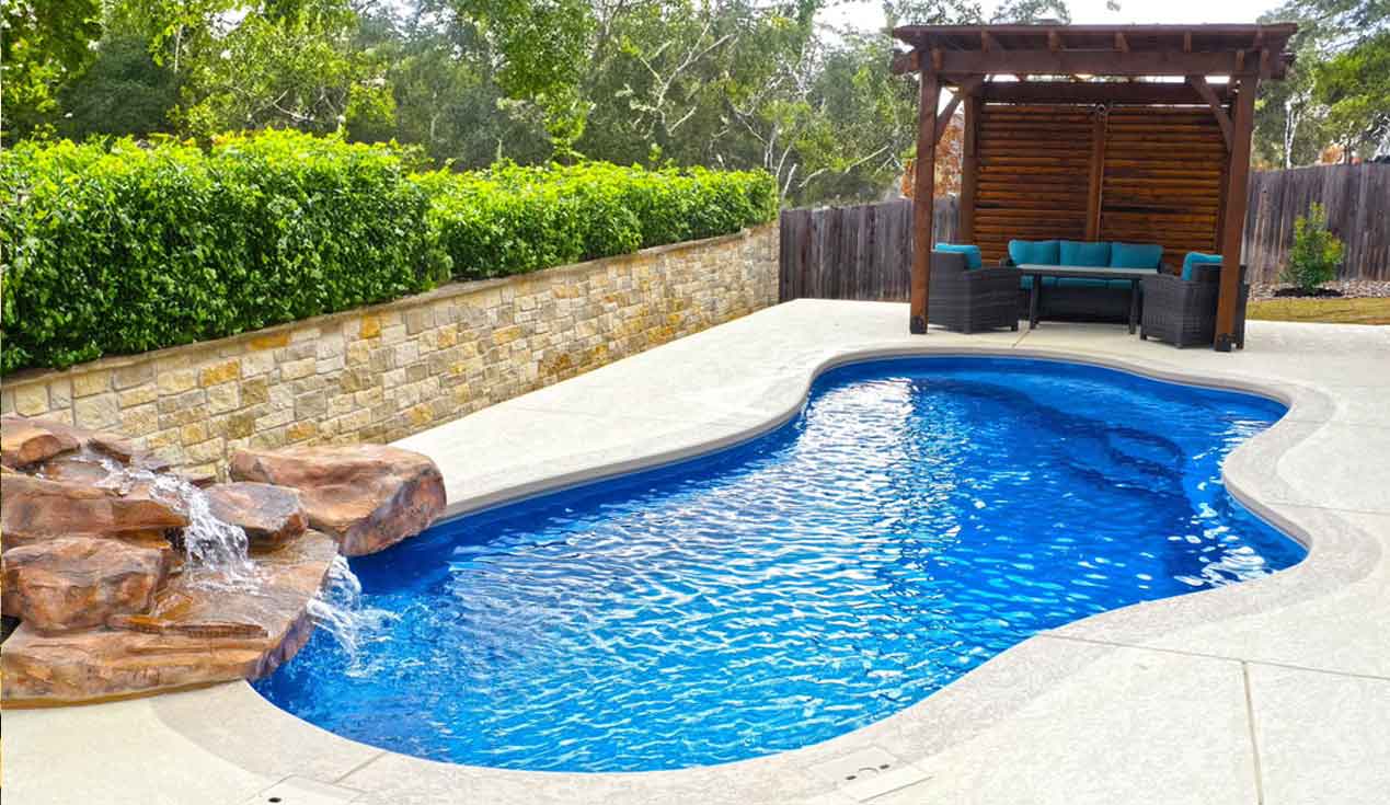 AVIVA Pools Eden fiberglass freeform pools from AquaPools