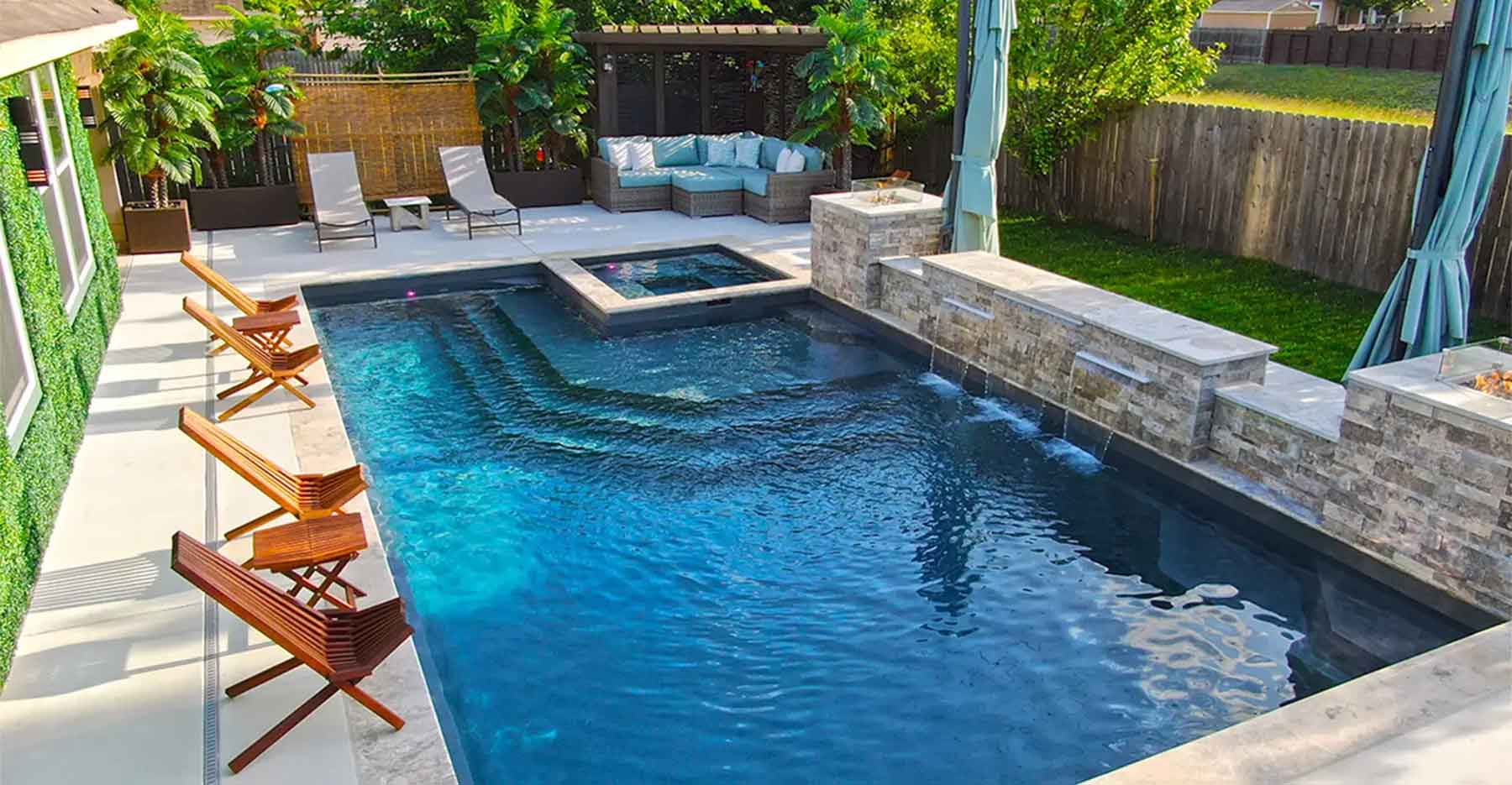 Aqua Pools Houston fiberglass swimming pool builder