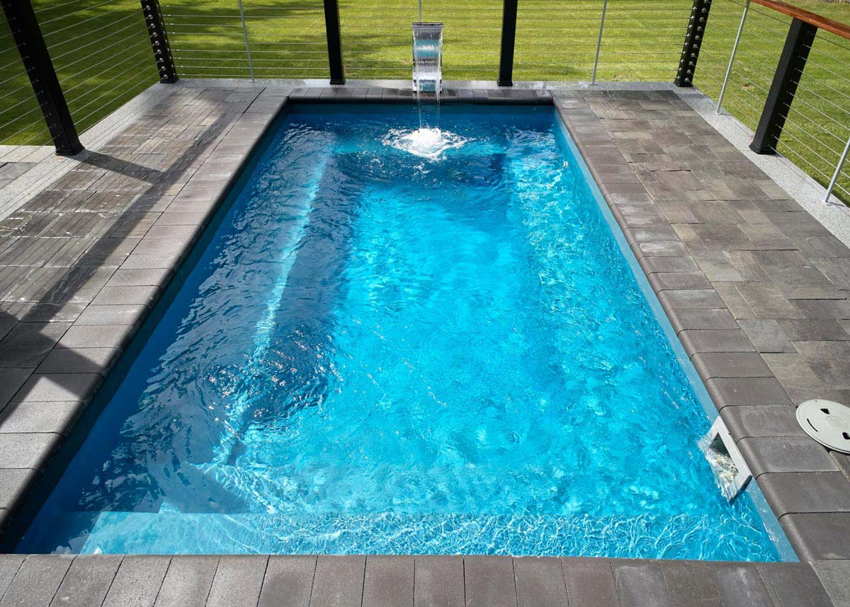 Installation contractor Milan spool fiberglass pools New Braunfels, Texas 78132. Design company inground pool at discount prices.