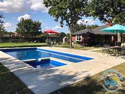 Contractor fiberglass swimming pool builder Barrington Oaks, Texas 78759. Installation company inground pools Jollyville, Tx. 78749.