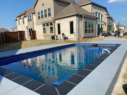 Aqua Pools build company custom fiberglass pools League City 77573. Best install contractor luxury inground pool 77373 at special cost prices.