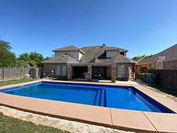 AquaPools builder prefab swimming pool contractors 78130. Install dealers commercial custom fiberglass pools 78253 with prices at cost.