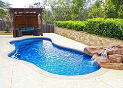 Design build swimming pools install company Rossville, Texas. Cloud Country inground fiberglass small Aqua pool gunite contractor cost cutting specials.