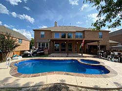 Design build fiberglass swimming pool Aquamarine Shorts Corner, Texas. Helotes special discount prices small prefab inground pools install concrete contractor.