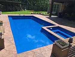 Aquamarine install contractor above ground pool 78213. Aqua Pools build companies small fiberglass pools 78002 with special prices.