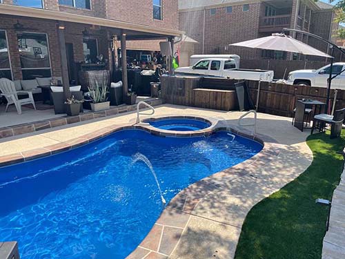 Installation Inground Swimming Pool Contractor Winslow Texas Brady-Bremond Fiber Glass Pools Builder your private backyard oasis