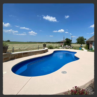 Eden 32 fiberglass pool by AquaPools