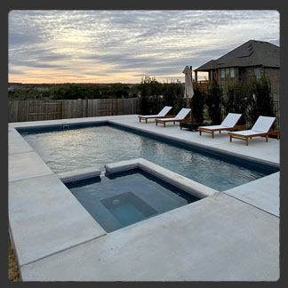 Luxe 30 fiberglass pool by AquaPools