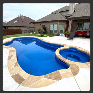 Serene 32 fiberglass pool by AquaPools